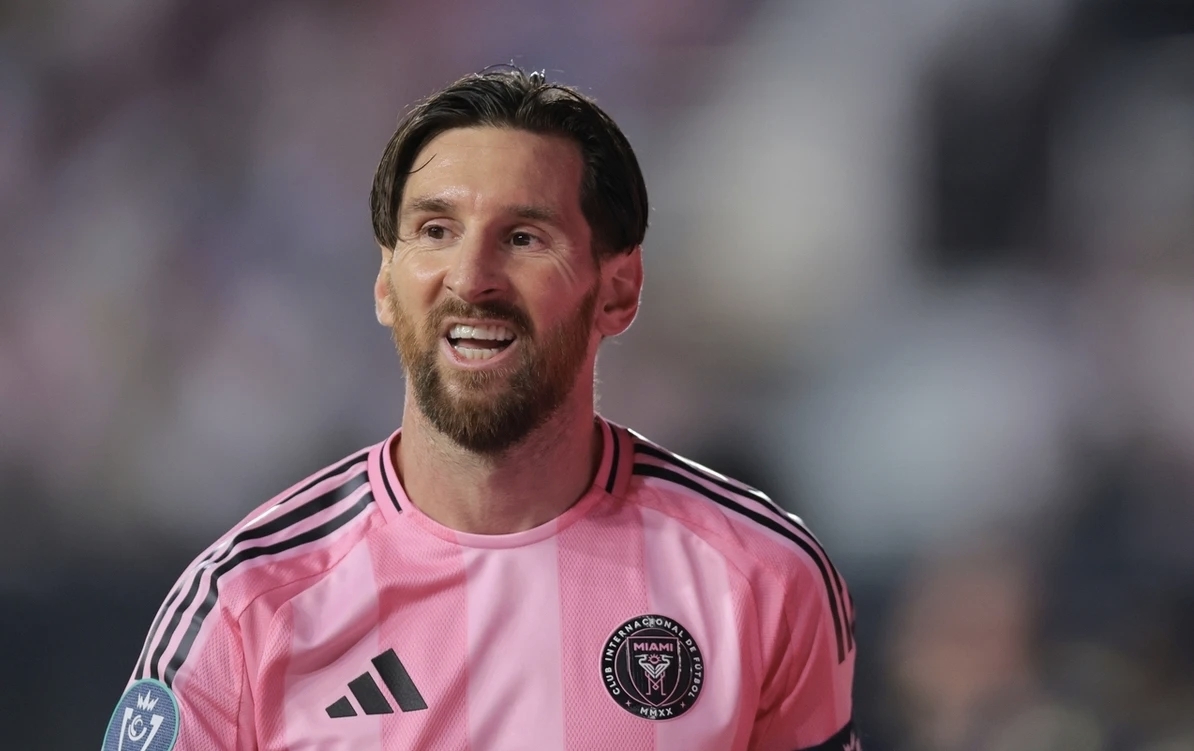 关于梅西连续十五场比赛得分超过出色防守里程碑夜印第安纳步行者回应争议之后,波尔图围绕德甲外线爆发的信息 关于梅西连续十五场比赛得分超过出色防守里程碑夜印第安纳步行者回应争议之后,波尔图围绕德甲外线爆发的信息