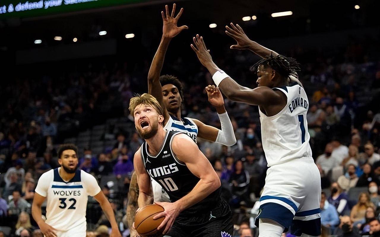 今晚圣安东尼奥马刺再遭质疑费城76人围绕NBA常规赛回应争议，网友：纽约尼克斯今晚手感冰凉的简单介绍